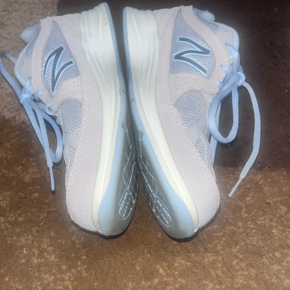 Aetrex Light Blue Sneakers with Breathable Mesh and Padded Collar - Picture 3 of 7